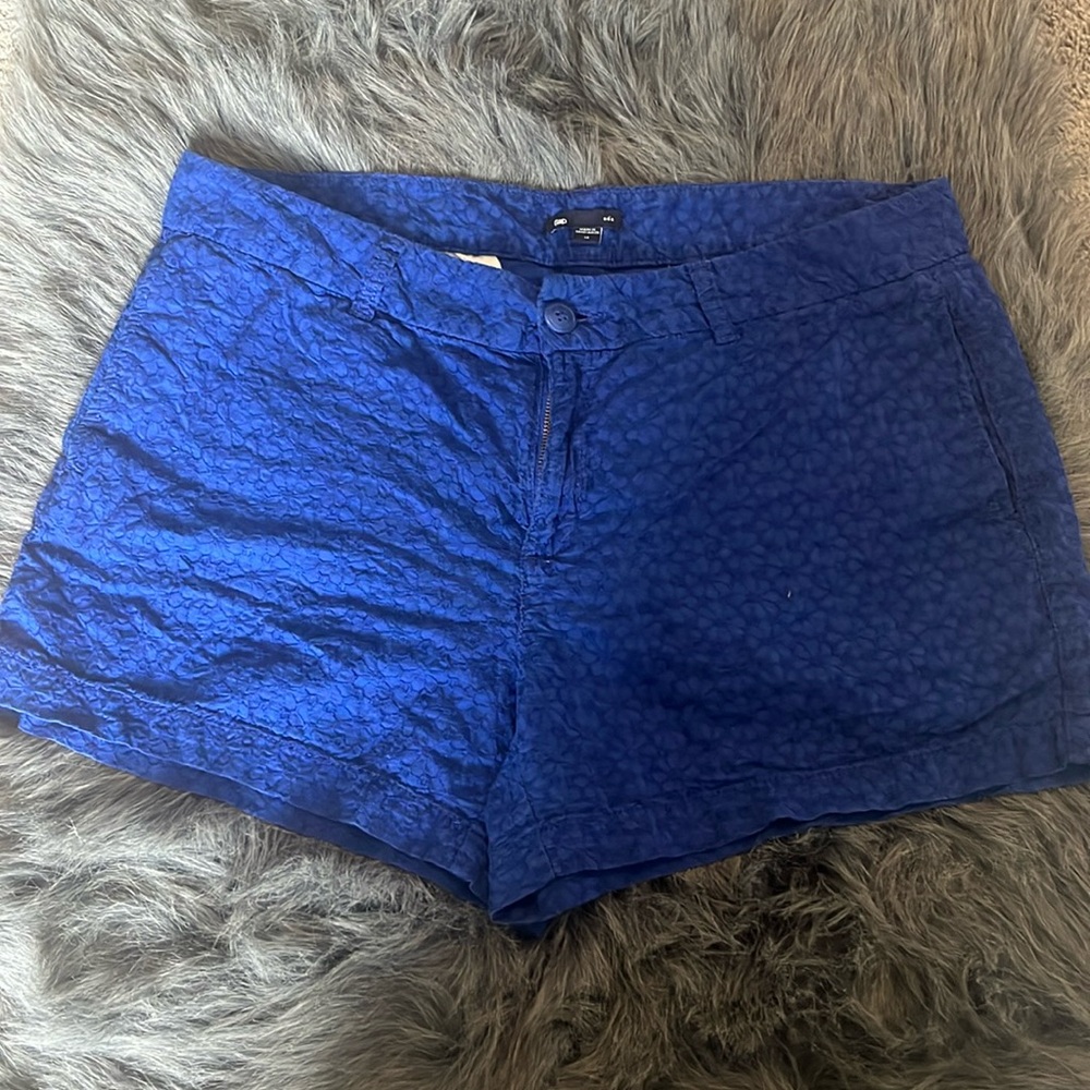 Pretty cobalt blue embroidered gap  shorts